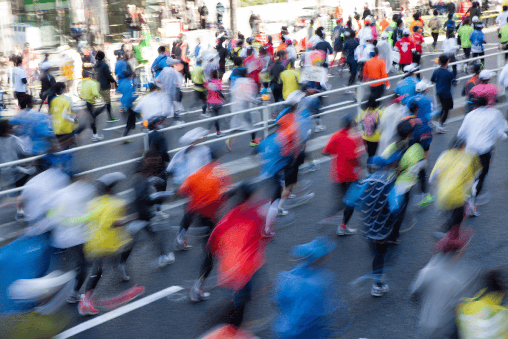 runners at a marathon